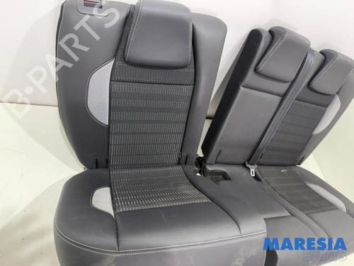 Rear seat PEUGEOT 2008 I (CU_) 1.2 VTi | BP31511249C17