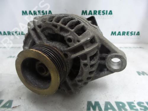 Used Alternator FIAT STILO (192_) 1.6 16V (192_XB1A) (103 hp) 31491359