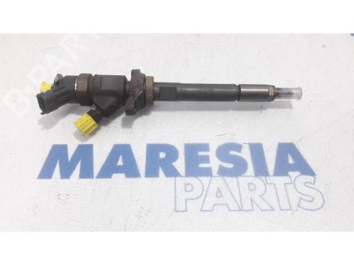 Used Injector CITROËN BERLINGO Box Body/MPV (B9) 1.6 HDi 75 (75 hp) 31518014