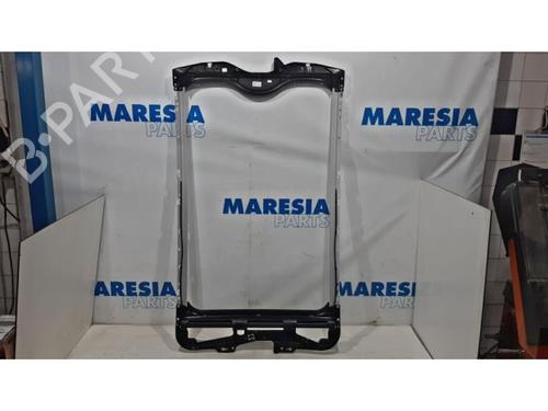 Used Switch PEUGEOT 508 SW I (8E_) 2.0 HDi RXH Hybrid4 (200 hp) 31398986