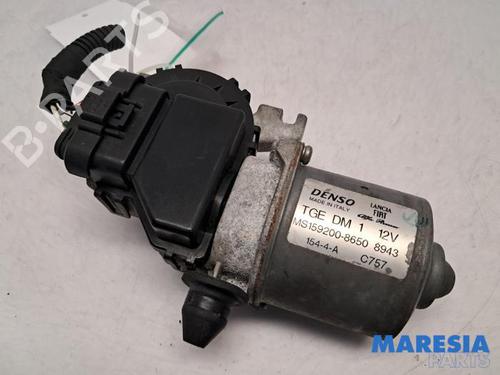 Front wiper motor FIAT 500 (312_) 0.9 (312AXN1A) | BP31485795M29