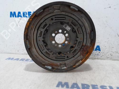 Flywheel RENAULT CAPTUR I (J5_, H5_) 1.3 TCe 150 (J5NK, J5JS) | BP31437829M101