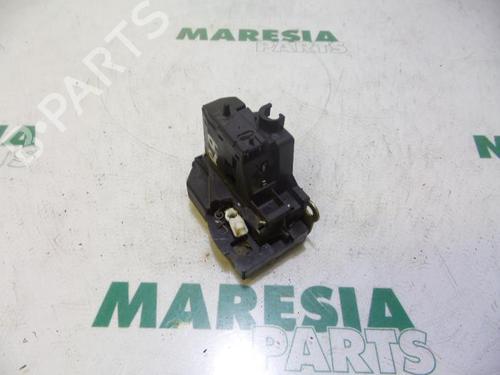 Used Electronic module RENAULT SCÉNIC I MPV (JA0/1_, FA0_) 1.6 (JA00, JA16, JA15, JA19, JA1V, JA2B, JA2C, JA0B,... (107 hp) 31534729