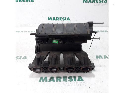 Used Injection rail PEUGEOT 307 (3A/C) 1.6 16V (109 hp) 31415656