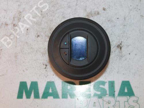 Used Climate control RENAULT ESPACE IV (JK0/1_) 2.0 Turbo (JK0A, JK0B, JK0N) (163 hp) 31483660