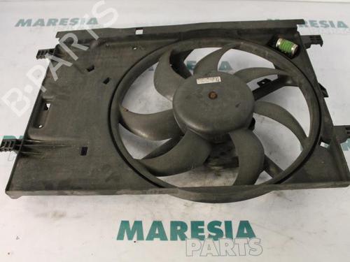 Used Pipe FIAT GRANDE PUNTO (199_) 1.4 (199AXB11, 199AXB1A, 199BXB1A, 199AXL1A) (77 hp) 31501114