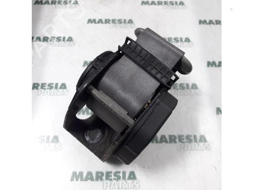 Sikkerhedssele bag højre CITROËN C5 I (DC_) 2.0 HDi (DCRHZB, DCRHZE) (109 hp) 31445502