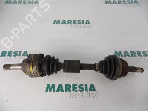 Used Left front driveshaft ALFA ROMEO 147 (937_) 1.6 16V T.SPARK ECO (937.AXA1A, 937.BXA1A) (105 hp) 31520484