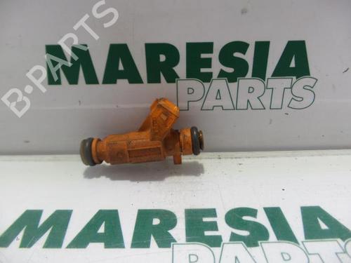 Used Injector PEUGEOT 206 Hatchback (2A/C) 1.6 16V (109 hp) 31486749