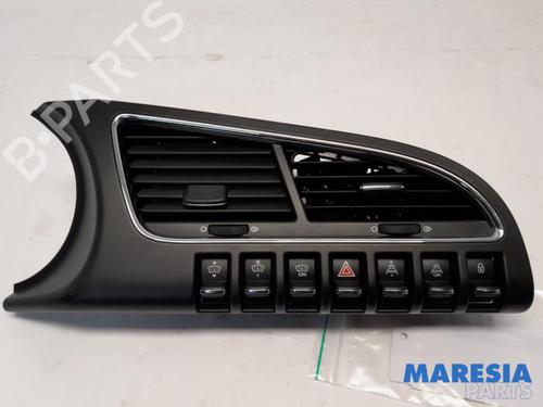 Used Air vent PEUGEOT 3008 I MPV (0U_) 1.6 THP (156 hp) 31536653