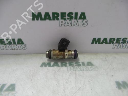 Used Injector FIAT SEICENTO / 600 (187_) 1.1 (187AXB, 187AXB1A, 187AXC1A02) (54 hp) 31423370