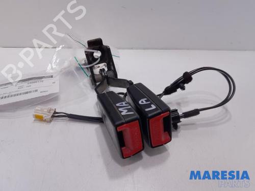Used Seat buckle CITROËN C5 III (RD_) 1.8 16V (RD6FXC) (125 hp) 31450049