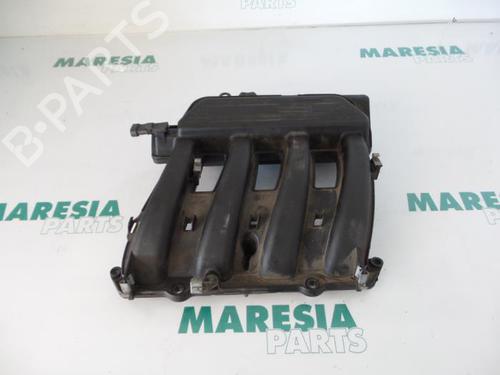 Used Injection rail RENAULT SCÉNIC I MPV (JA0/1_, FA0_) 1.6 (JA00) (110 hp) 31390318