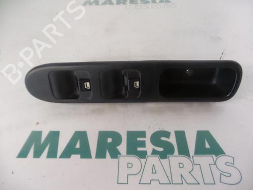 Used Switch PEUGEOT 307 (3A/C) 1.6 16V (109 hp) 31452467