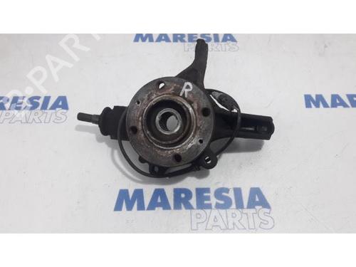 Used Right front steering knuckle CITROËN C4 Picasso I MPV (UD_) 2.0 HDi 138 (136 hp) 31479345