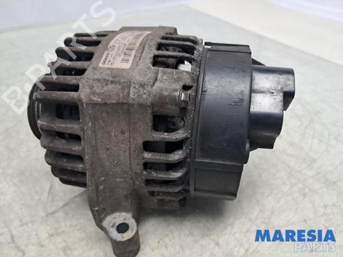 Used Alternator FIAT 500 C (312_) 1.4 (312CXC1B, 312AXC1B) (100 hp) 31861114