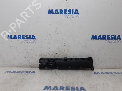 Used Valve cover PEUGEOT 307 CC (3B) 2.0 16V (136 hp) 31468956
