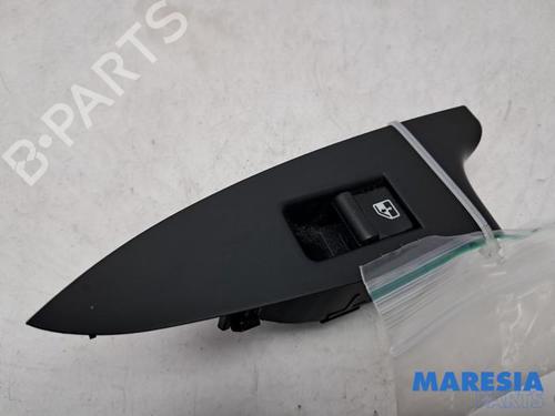 switch-alfa-romeo-giulietta-940_-2010-2011-2012-2013-2014-2015-2016-2017-2018-2019-2020-31535544 main image