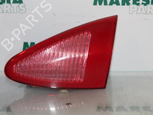 Used Right taillight ALFA ROMEO 147 (937_) 1.6 16V T.SPARK ECO (937.AXA1A, 937.BXA1A) (105 hp) 31478681