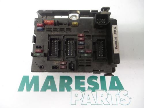 Used Fuse box PEUGEOT 307 (3A/C) 2.0 HDi 90 (90 hp) 31485250