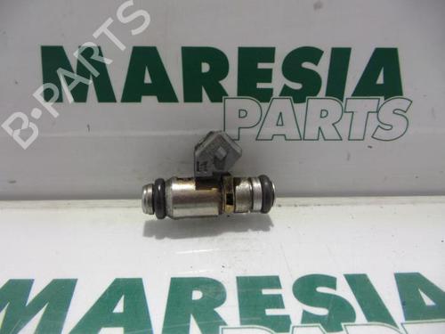 Used Injector RENAULT LAGUNA I (B56_, 556_) 1.6 16V (B568, B561) (107 hp) 31505558