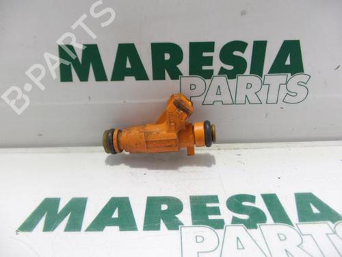 Used Injector PEUGEOT 206 Hatchback (2A/C) 1.6 16V (109 hp) 31385175