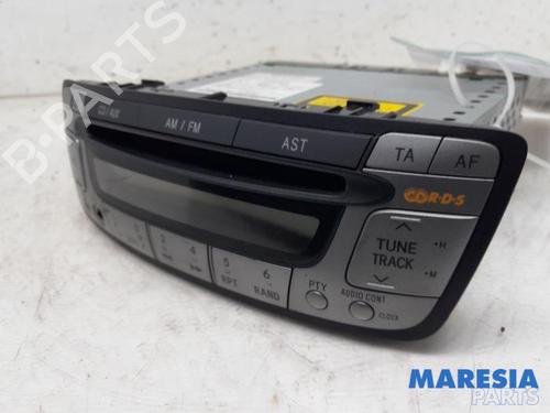 Used Radio CITROËN C1 (PM_, PN_) 1.0 (68 hp) 31477795