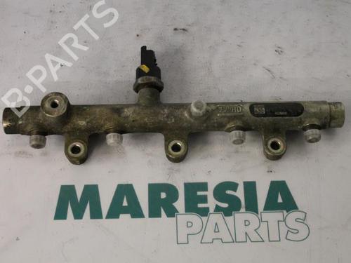 injection-rail-citroen-c5-i-break-de_-2001-2002-2003-2004-31522780 main image