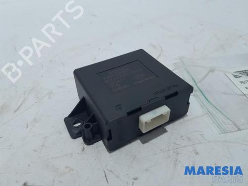 Used Electronic module RENAULT TWINGO III (BCM_, BCA_) 1.0 SCe 70 (71 hp) 31399265
