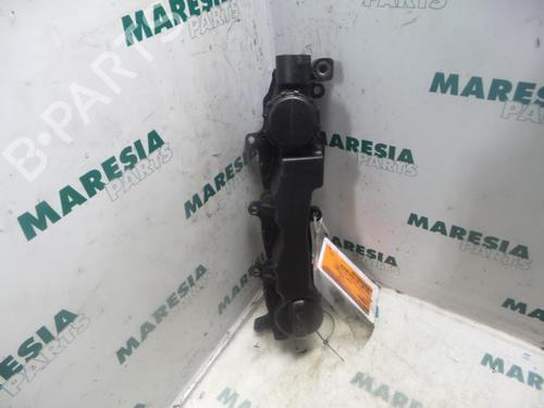 Used Valve cover PEUGEOT 307 (3A/C) 1.6 HDi (90 hp) 31516072