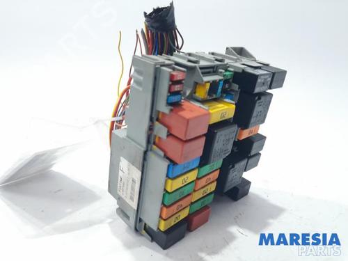 Used Fuse box FIAT DOBLO Cargo (263_) 1.4 (120 hp) 31526903