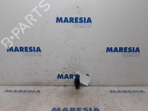 other-renault-trafic-iii-van-fg_-2014-31422766 main image