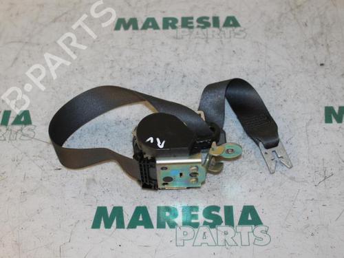 Used Front right seatbelt RENAULT SCÉNIC II (JM0/1_) 1.6 16V (JM1R) (112 hp) 31478439