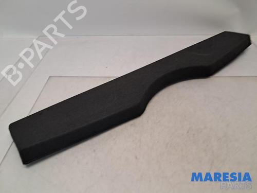 Used Rear parcel shelf FIAT 500 (312_) 1.2 (312AXA1A) (69 hp) 31431049