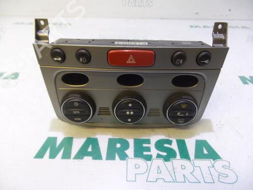 Used Climate control ALFA ROMEO GT (937_) 1.9 JTD (937CXN1B) (150 hp) 31403079