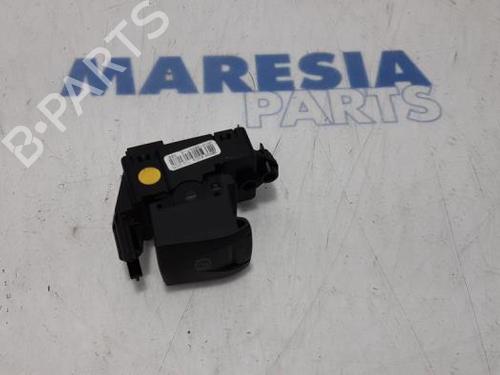 switch-renault-scenic-iii-jz01_-2008-2009-2010-2011-2012-2013-2014-2015-2016-31420510 main image