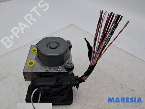 ABS pump RENAULT CAPTUR I (J5_, H5_) 0.9 TCe 90 | BP38758645M43 - Image 3