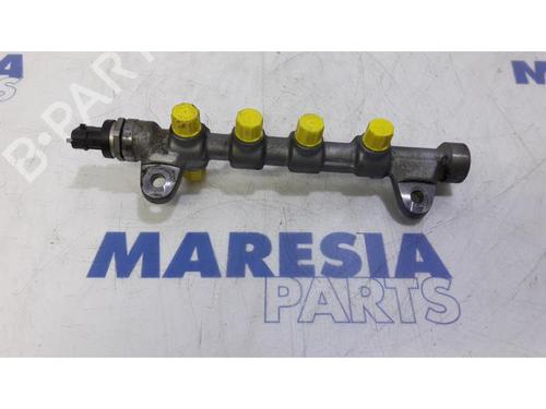 Used Injection rail FIAT DUCATO Bus (250_) 115 Multijet 2,0 D (116 hp) 31522258