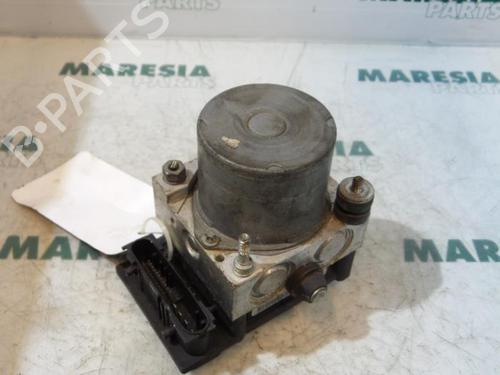 Used ABS pump FIAT GRANDE PUNTO (199_) 1.4 (199AXB11, 199AXB1A, 199BXB1A, 199AXL1A) (77 hp) 31482939