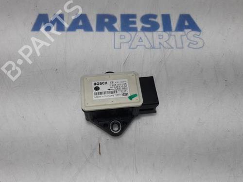 Used Electronic module PEUGEOT 5008 (0U_, 0E_) 1.6 HDi (110 hp) 31526708