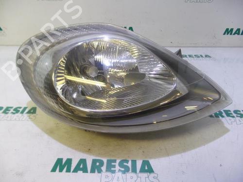 Used Right headlight RENAULT TRAFIC II Van (FL) 1.9 dCi 100 (FL0C, FL0K, FL0B) (101 hp) 31390383