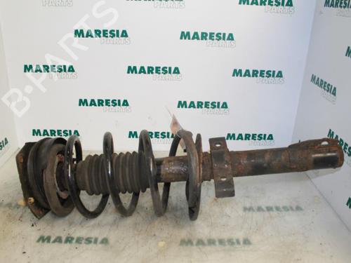 Used Right front shock absorber RENAULT SCÉNIC II (JM0/1_) 1.9 dCi (JM0G, JM12, JM1G, JM2C) (120 hp) 31523324
