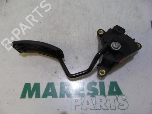 electronic-module-renault-clio-iii-br01-cr01-2005-2006-2007-2008-2009-2010-2011-2012-2013-2014-31504837 main image