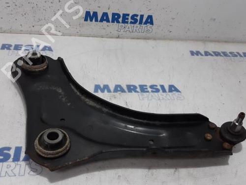 Used Left front suspension arm RENAULT MEGANE III Grandtour (KZ0/1) 1.5 dCi (KZ09, KZ0D, KZ1G, KZ29, KZ14, KZ1W, KZ10, KZ1F,... (110 hp) 31490901