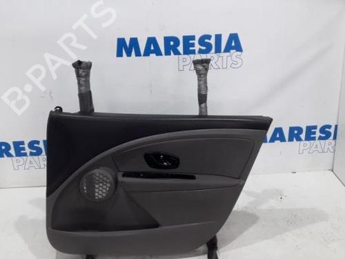 Forreste højre beklædning RENAULT MEGANE III Hatchback (BZ0/1_, B3_) 1.5 dCi (BZ0C) (90 hp) 31512571