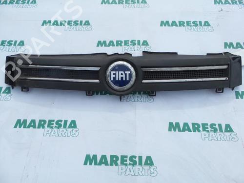 Used Grille FIAT PANDA (169_) 1.2 (169.AXB11, 169.AXB1A) (60 hp) 31419999