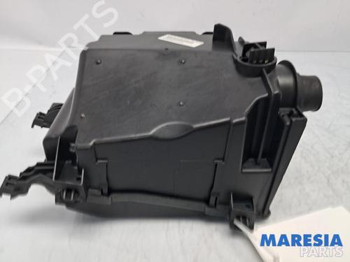 Used Fuse box PEUGEOT 308 SW II (LC_, LJ_, LR_, LX_, L4_) 1.2 THP 110 (110 hp) 31533099