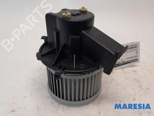 Used Heater blower motor FIAT 500 (312_) 0.9 (312AXG1A, 312.AXG11) (86 hp) 31536818