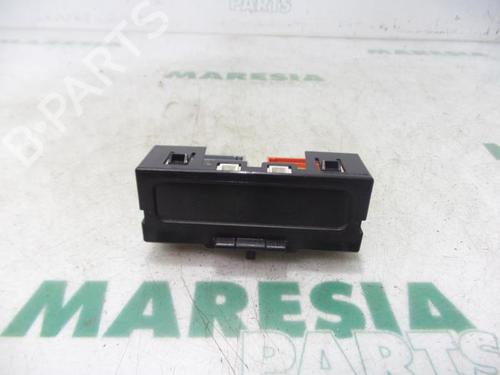 Used Electronic module RENAULT CLIO II (BB_, CB_) 1.5 dCi (B/CB07) (65 hp) 31429828