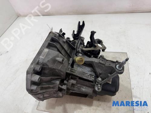 Gearbox RENAULT CAPTUR I (J5_, H5_) 0.9 TCe 90 | BP38090599M3 - Image 2